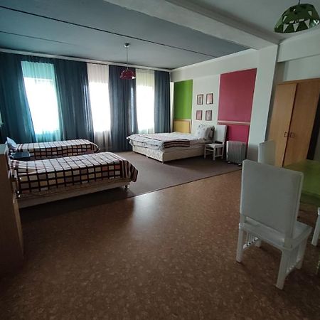 Strelets Hotel Bishkek Exterior foto